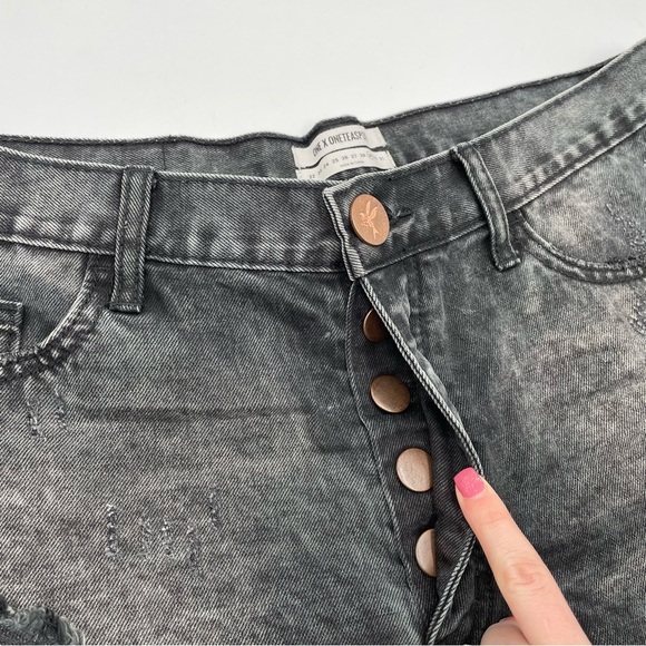 One Teaspoon Rollers Destroyed Denim Jean Shorts Coal Black Wash - Picture 9 of 15